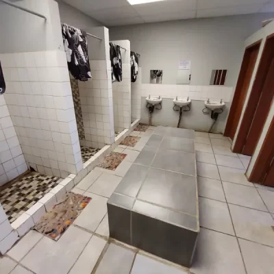 Hillside Haven - Bathroom (2)