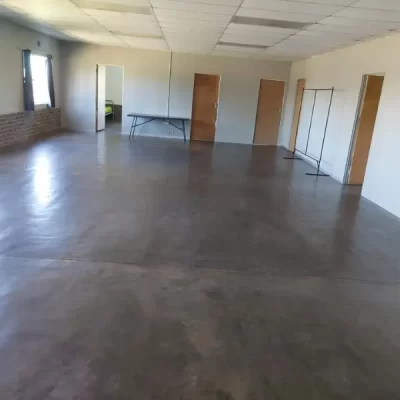 Hillside Haven - Meet